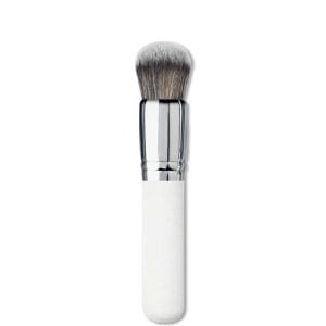 Dense makeup buffing brush by MB Cosmetics BZ