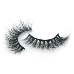 SAUCY N’ BOSSY Eyelash