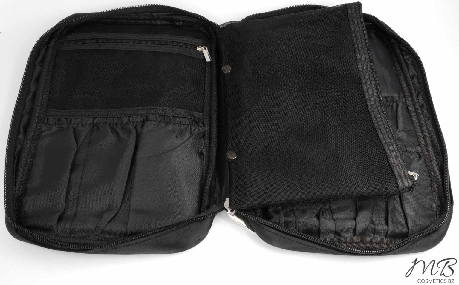 MB Cosmetics BZ – Multi-Compartment Travel Makeup Organizer Case - Image 2