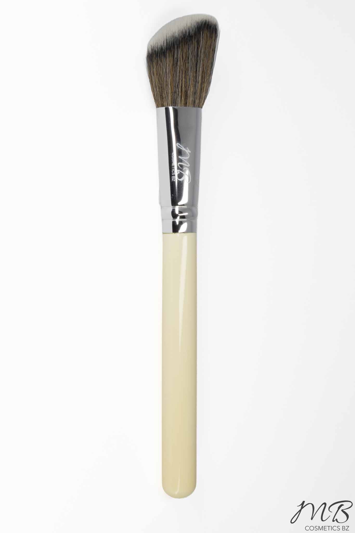MB Cosmetics BZ - Angled Cream Sculptor & Blush Brush