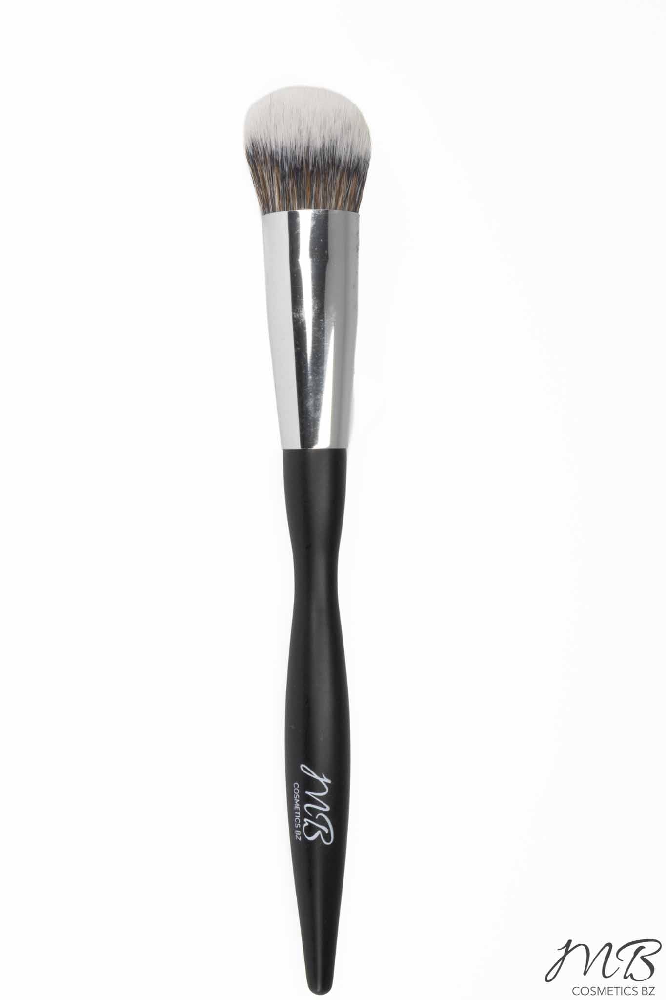 MB Cosmetics BZ – Foundation & Contour Stippler Brush